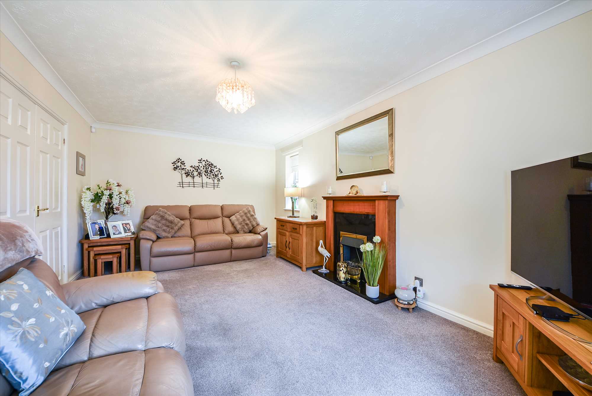 Stubbs Close, Wellingborough, NN8 4UQ - Picture 3