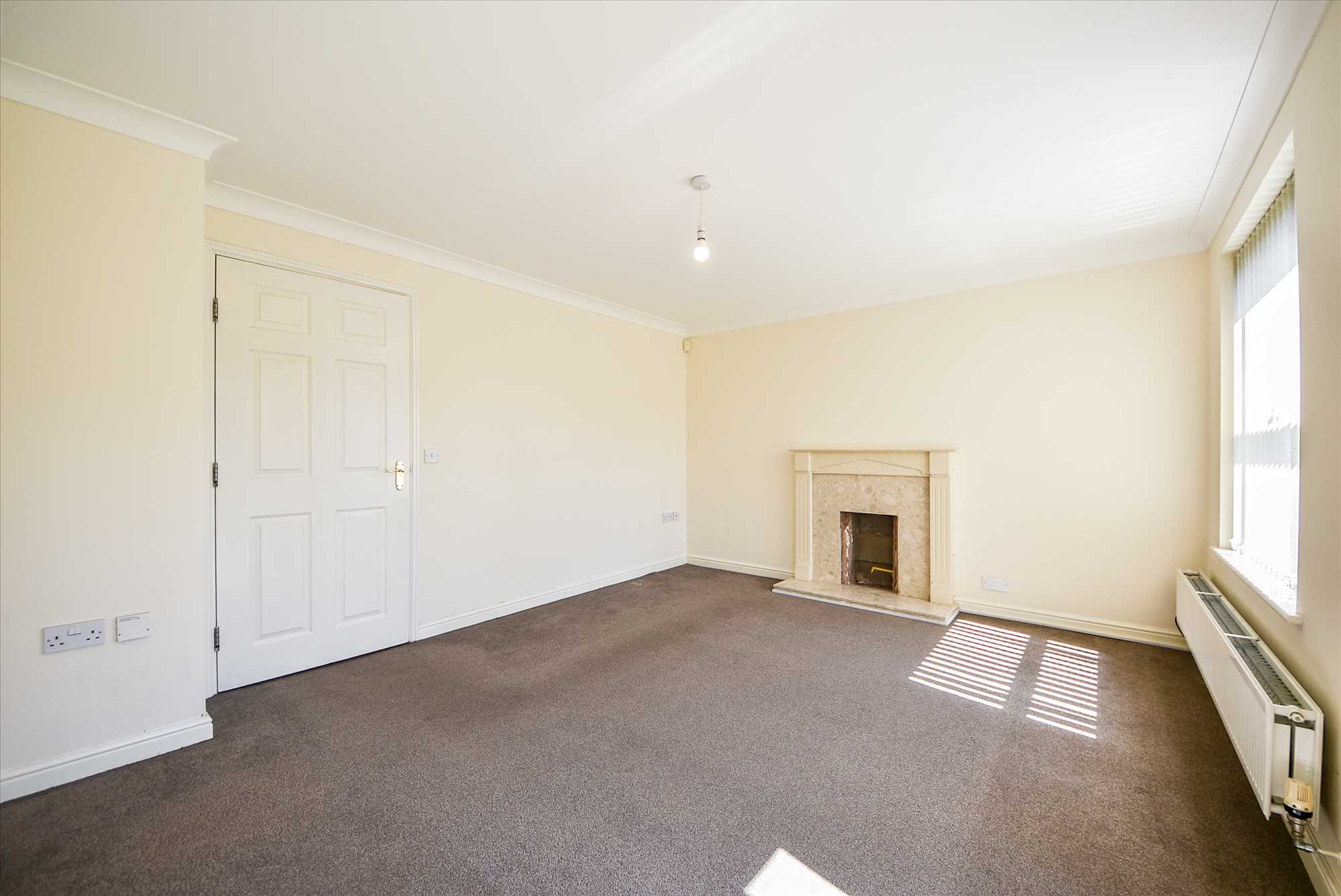 St Rochus Drive, Wellingborough, NN8 2QN - Picture 2