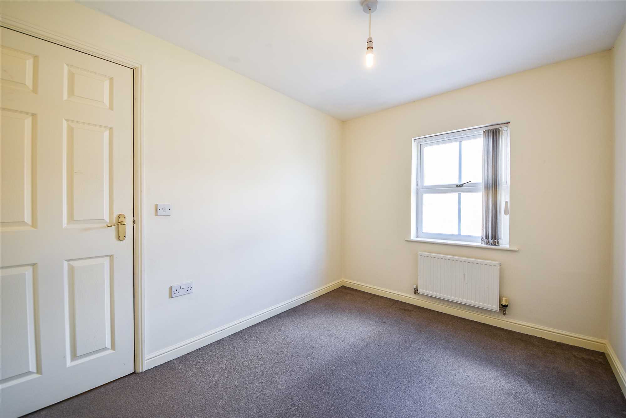 St Rochus Drive, Wellingborough, NN8 2QN - Picture 8