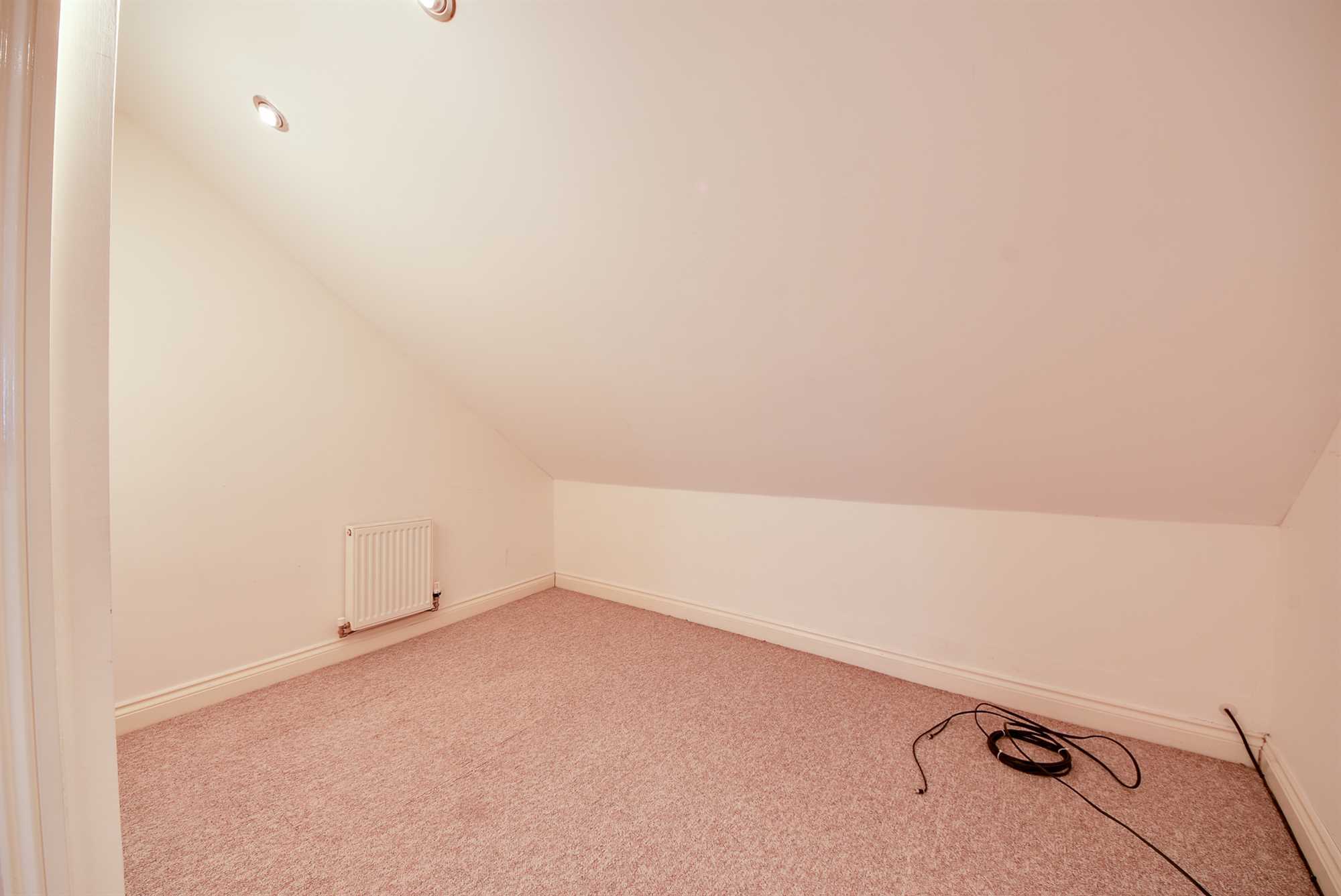The Crescent, Wellingborough, NN8 5NW - Picture 9