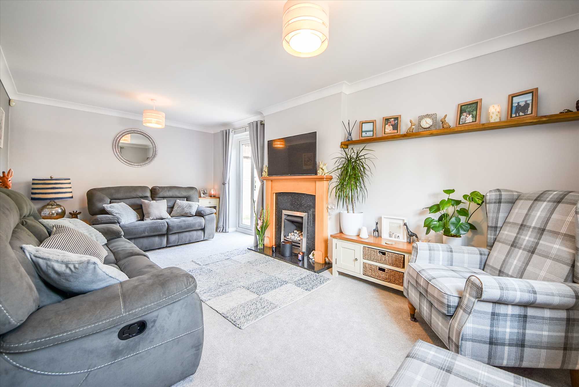 Briarwood Way, Wollaston, NN29 7QR - Picture 2