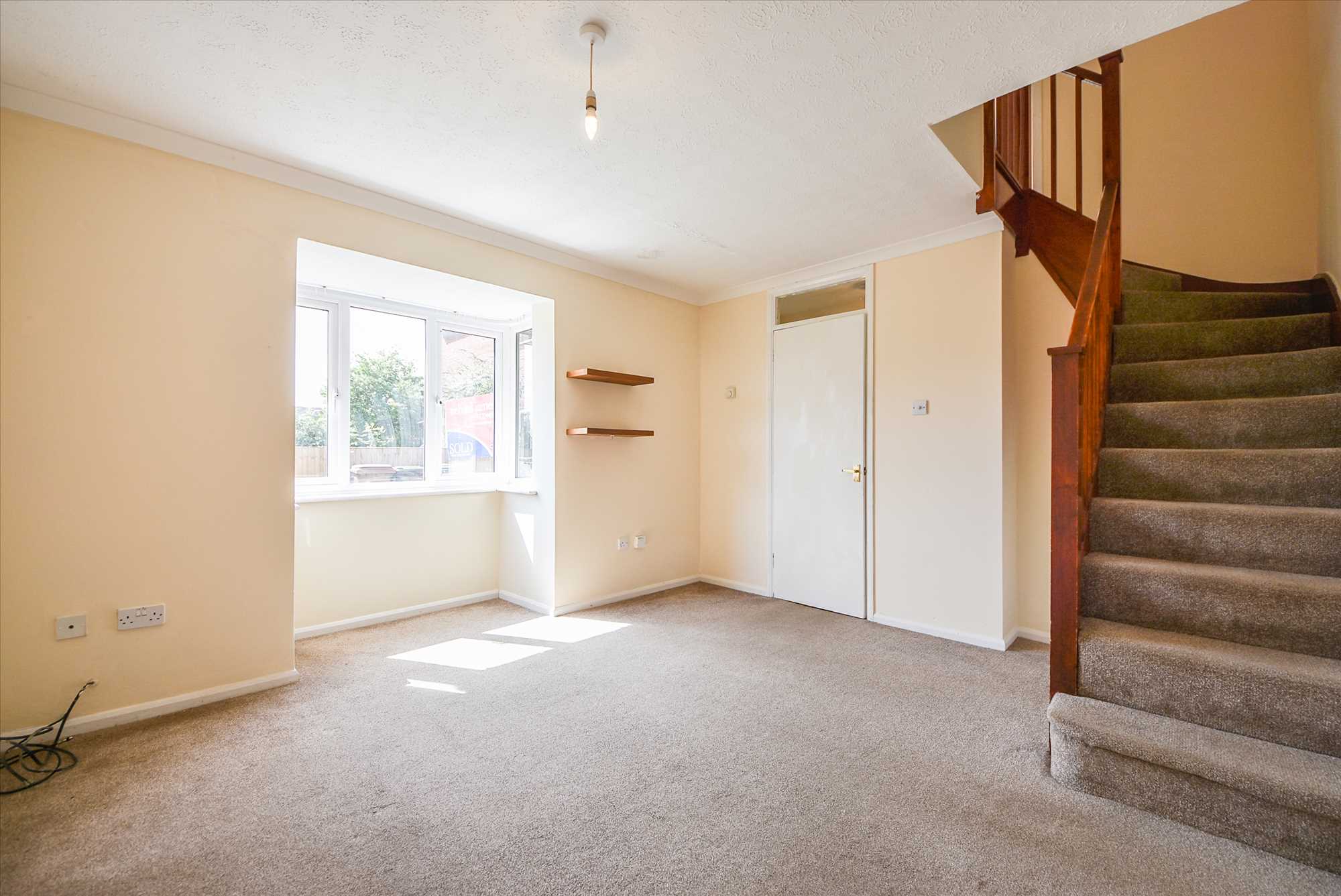 Senwick Drive, Wellingborough, NN8 1SD - Picture 2