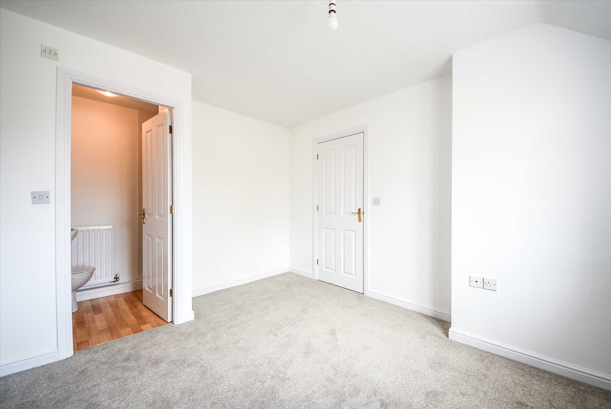 Linden Avenue, Higham Ferrers, NN10 8EU - Picture 8