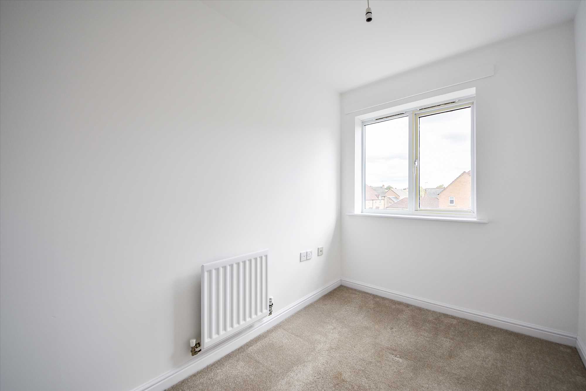 Linden Avenue, Higham Ferrers, NN10 8EU - Picture 11