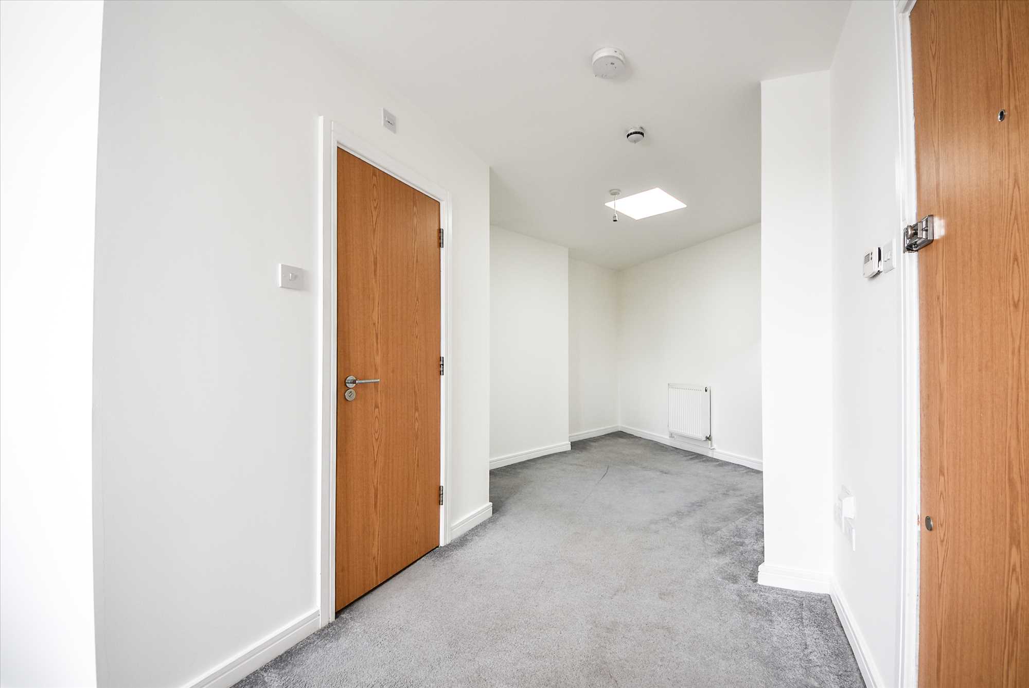 Avon House, Tithe Barn Road, Wellingborough, NN8 1GD - Picture 4