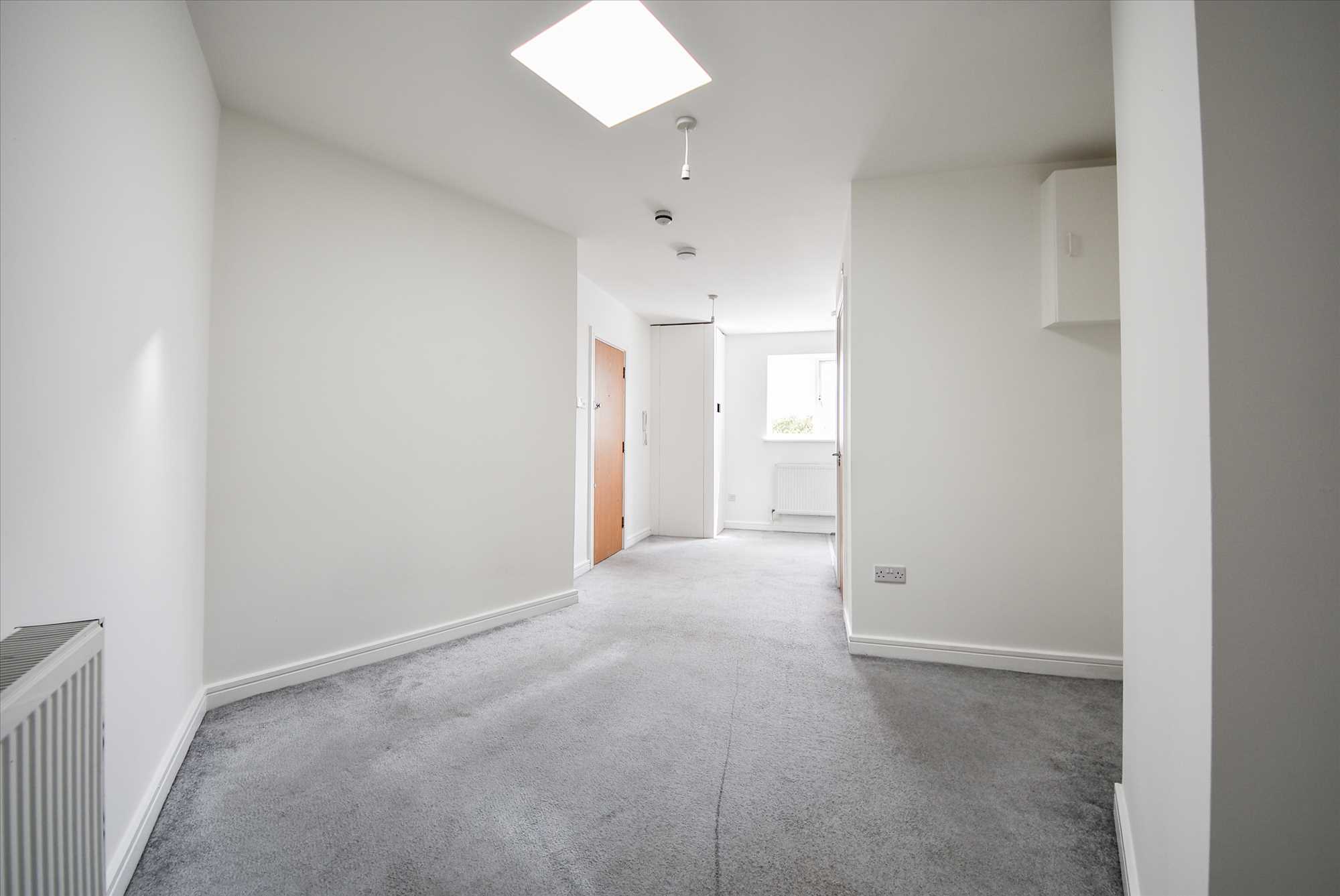 Avon House, Tithe Barn Road, Wellingborough, NN8 1GD - Picture 5