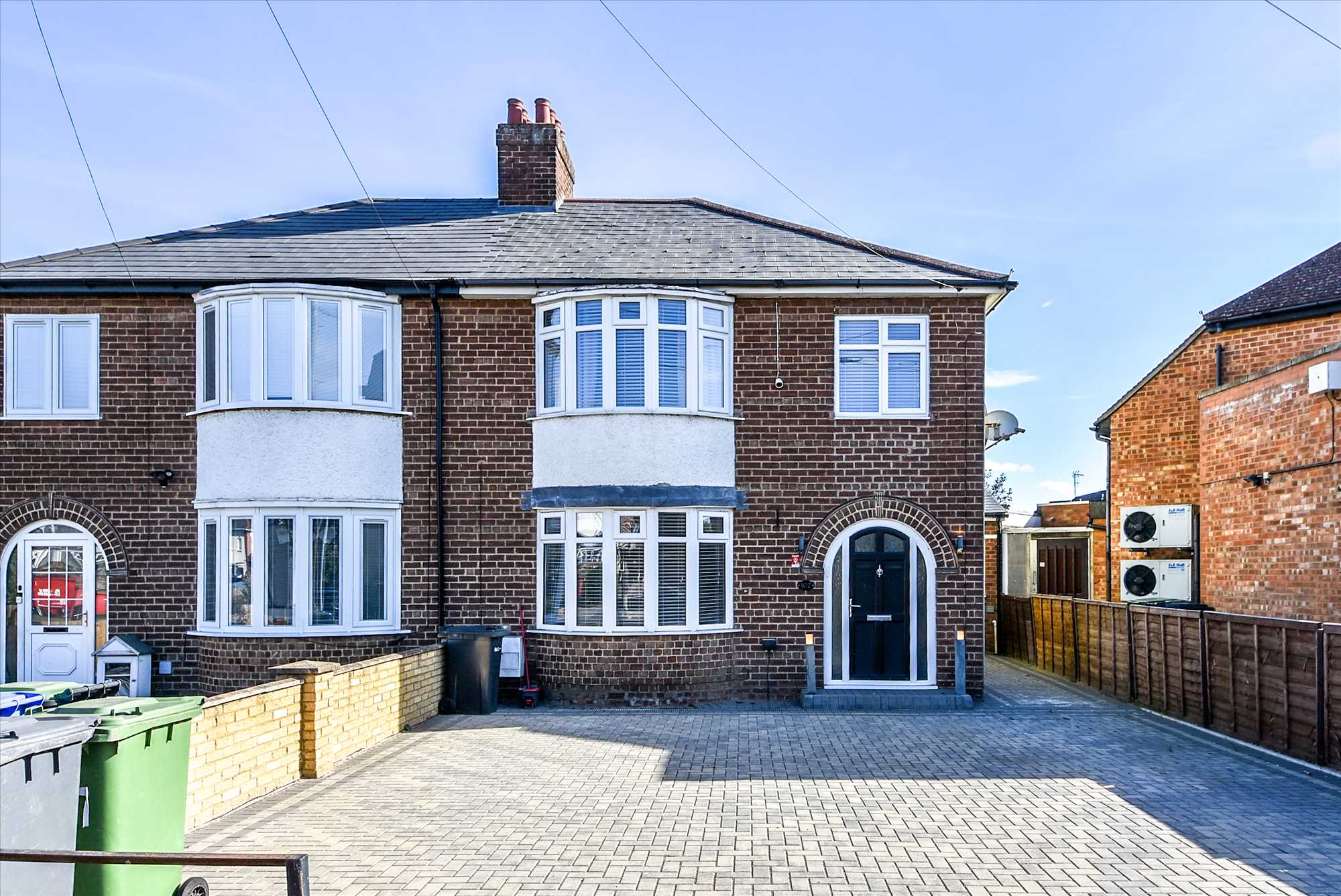 Senwick Road, Wellingborough, NN8 1JN - Picture 1